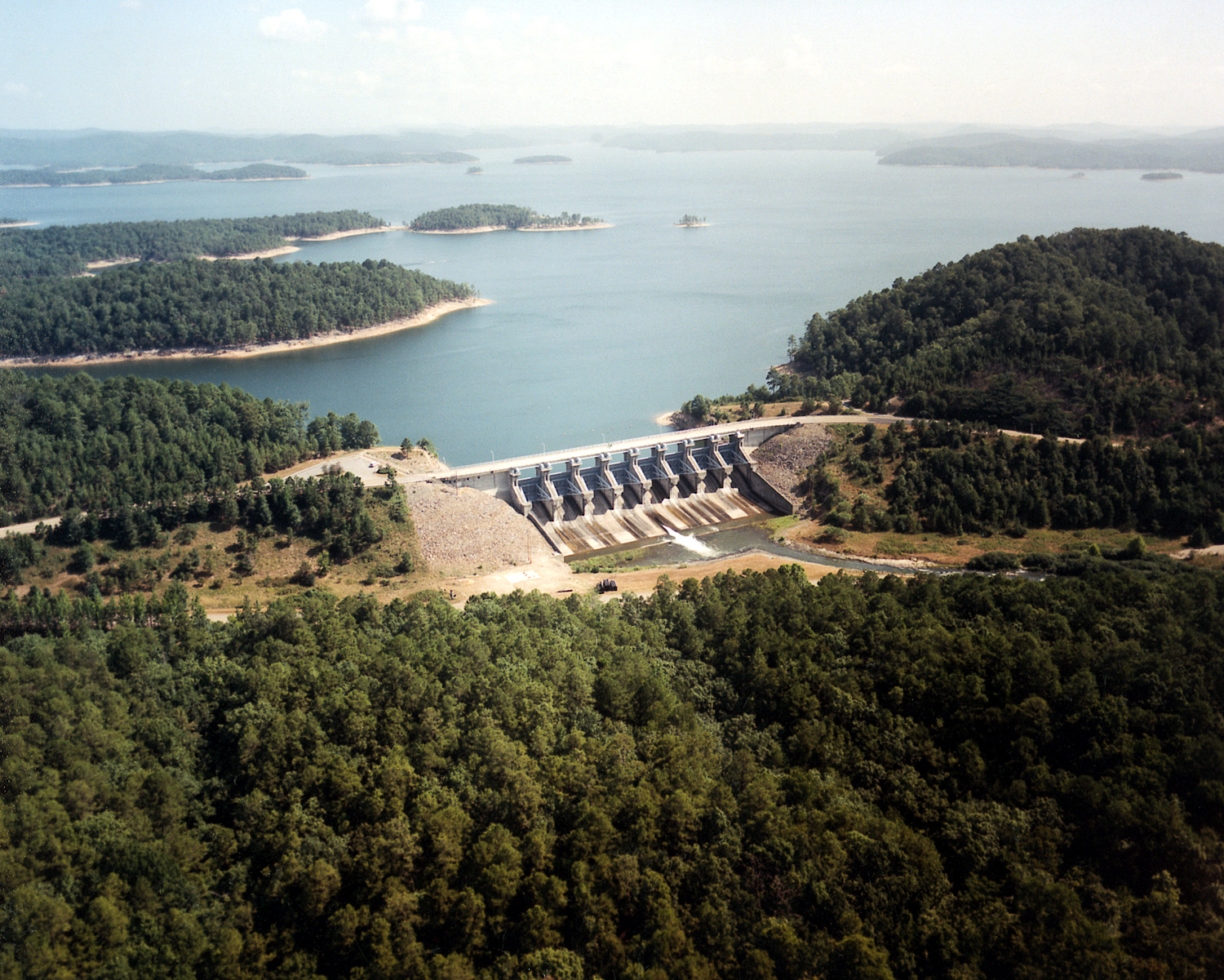 Broken Bow Dam spillway near broken bow cabin rentals for large groups in McCurtain County Oklahoma